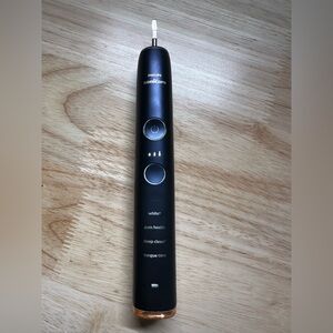 Not Working - Philips Sonicare Navy Electric Toothbrush has Model HX9923/01